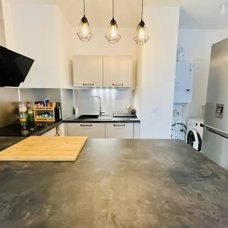 Charming New Flat With Balcony