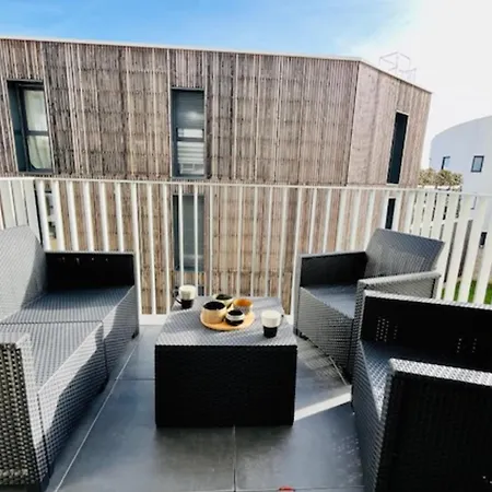 דירה Charming New Flat With Balcony לה רושל